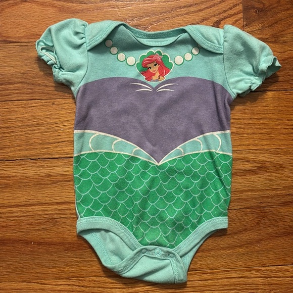 Disney Princess Baby Onesies Set - Picture 4 of 9